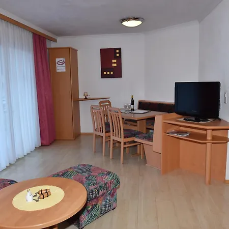 Apartment Haus Carnot *